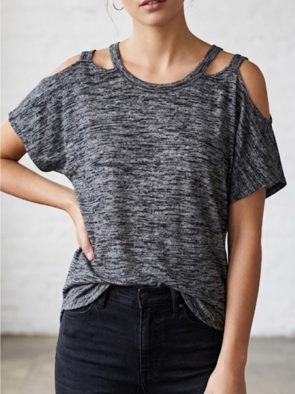 Rag & Bone Black Heathered Cold Shoulder Short Sleeve Top. EUC